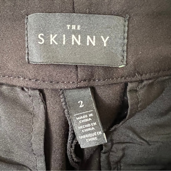 WHBM Black ponte pant with gold jacquard threading - Picture 7 of 8